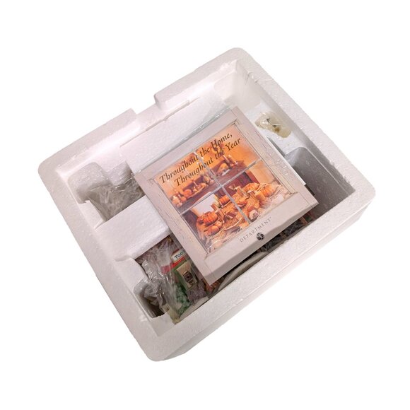 Toot's Model Train Mfg. figurine by Department 56 - Picture 4 of 5